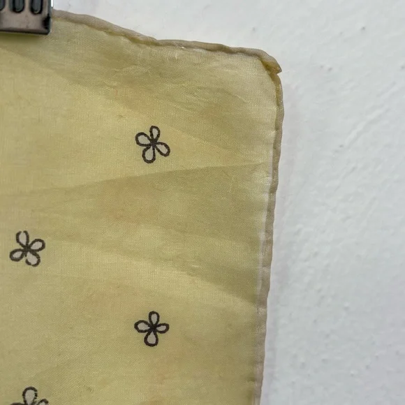 Vintage 60s square silk scarf garden floral butterflies painted hand rolled edge - Picture 9 of 16